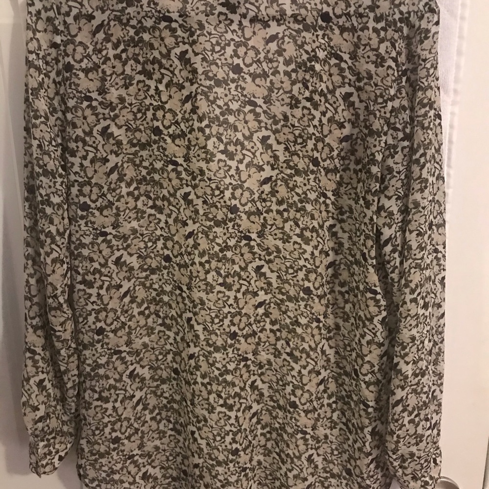 ANN TAYLOR Flower Tunic - Picture 7 of 8